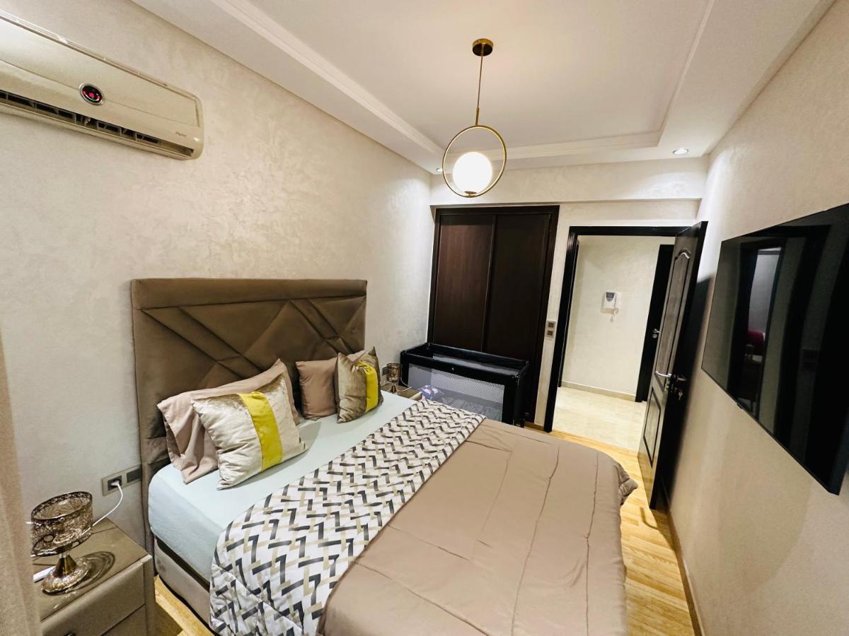 Luxury Downtown Apartment Of 80M2 In Front Of Hassan 2 Mosque And Sea From Family , Pour Famille , Interdit Couples Araabic Non Marie, Forbidden Unmarried Araabic Couples Basement Car Park Casablanca Zewnętrze zdjęcie