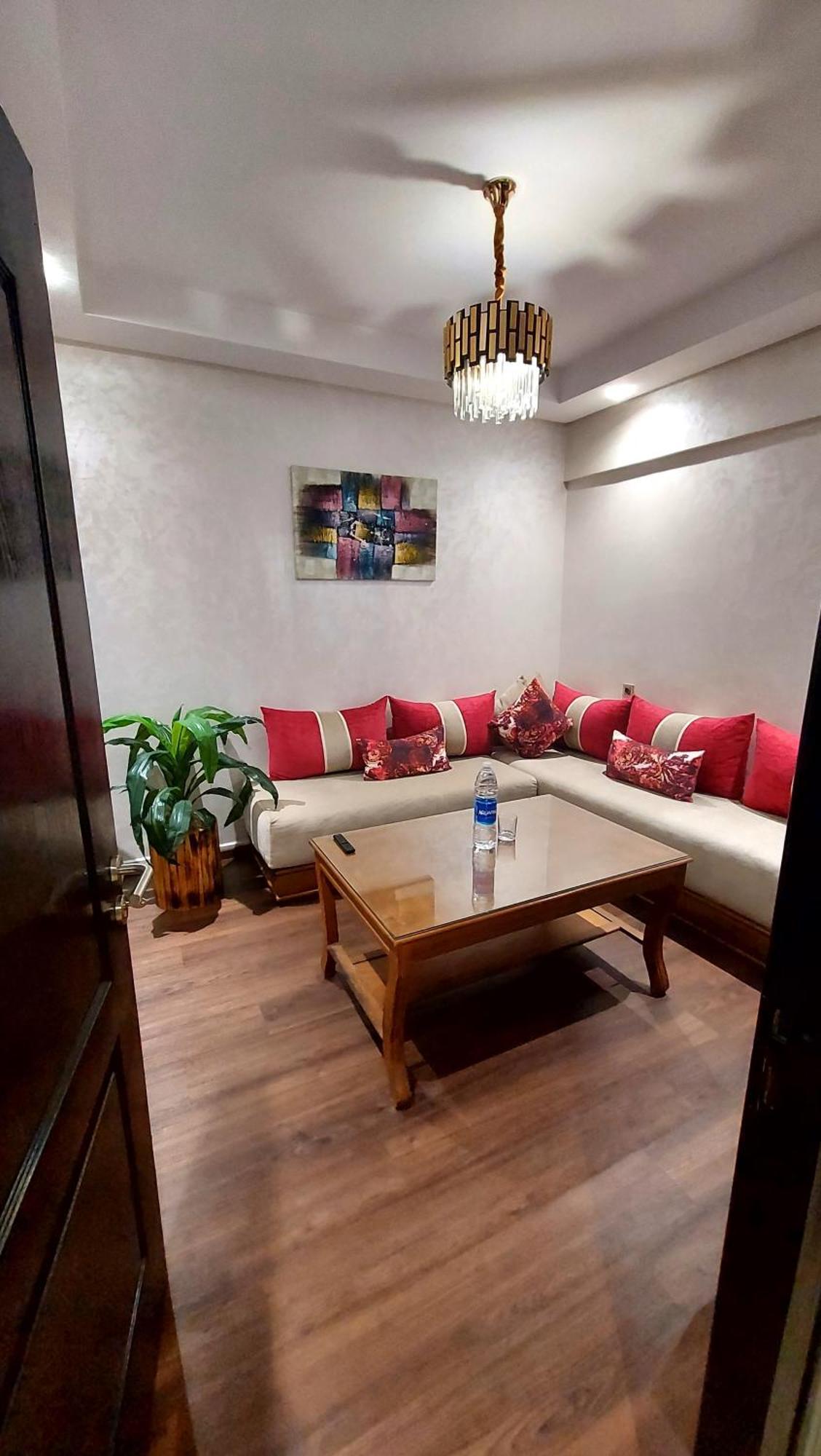 Luxury Downtown Apartment Of 80M2 In Front Of Hassan 2 Mosque And Sea From Family , Pour Famille , Interdit Couples Araabic Non Marie, Forbidden Unmarried Araabic Couples Basement Car Park Casablanca Zewnętrze zdjęcie